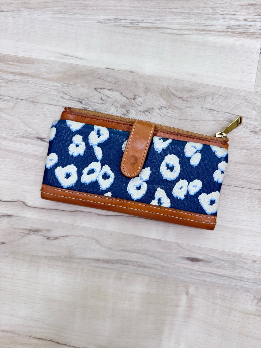 Fossil Leopard Animal Print Multi Card Holder Wallet leather blue tan